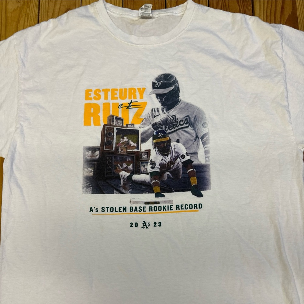 Esteury Ruiz White T-shirt Oakland A's Athletics Shirt 9/22 2023 Sz XL NEW